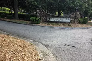 2762 Vinings Central Dr SE, Atlanta, GA 30339 - Photo 12