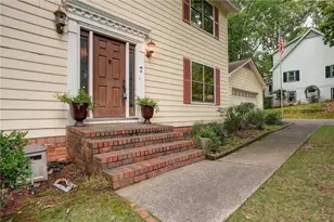 1153 Wind Hill Ln SW, Marietta, GA 30064 - Photo 2