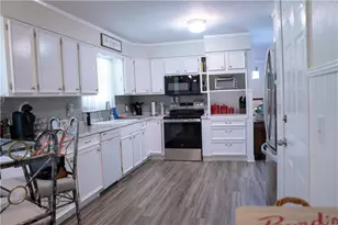 210 Greenwood Ln, Carrollton, GA 30117 - Photo 20