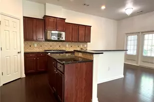 150 Barkley Ln, Sandy Springs, GA 30328 - Photo 10