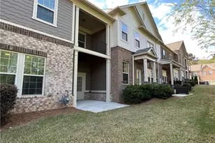 150 Barkley Ln, Sandy Springs, GA 30328 - Photo 2