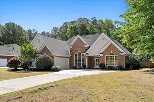 681 Templeton Dr, Loganville, GA 30052 - Photo 6