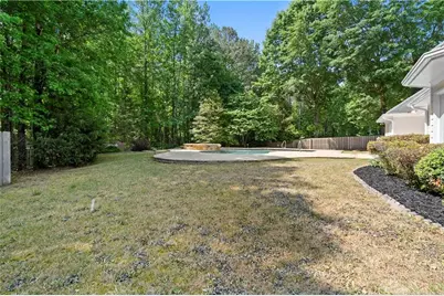 681 Templeton Drive, Loganville, GA 30052 - Photo 14