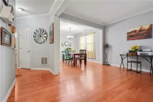 2582 Kolb Manor Cir SW, Marietta, GA 30008 - Photo 8