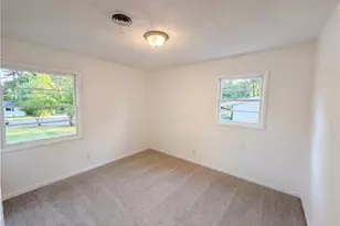 610 Melrose Dr, Forest Park, GA 30297 - Photo 12