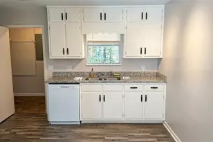 4542 Candlestick Ln, Oakwood, GA 30566 - Photo 4