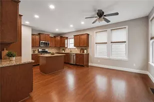 3769 Wood Holw Wy, Snellville, GA 30039 - Photo 4