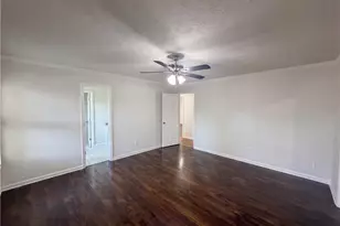520 Fawn Ln, Loganville, GA 30052 - Photo 14