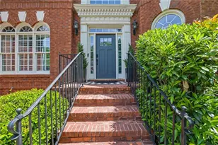 725 Rose Creek Cir, Duluth, GA 30097 - Photo 2