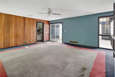 4015 McClatchey Circle NE, Atlanta, GA 30342 - Photo 18