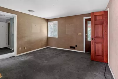 4015 McClatchey Circle NE, Atlanta, GA 30342 - Photo 16