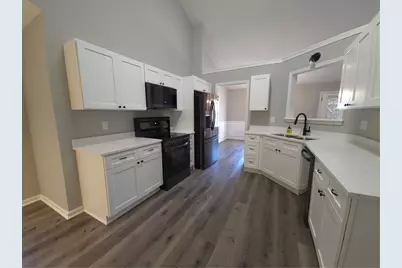 2355 Pemberton Point, Buford, GA 30519 - Photo 6