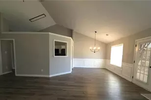 2355 Pemberton Point, Buford, GA 30519 - Photo 16