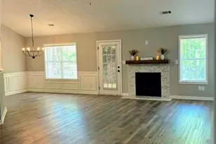 2355 Pemberton Point, Buford, GA 30519 - Photo 6