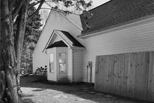 2355 Pemberton Point, Buford, GA 30519 - Photo 4