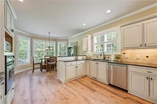 4452 Sandhurst Pl, Flowery Branch, GA 30542 - Photo 10