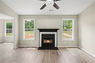 2620 Rolling Hills Way SE, Conyers, GA 30094 - Photo 6