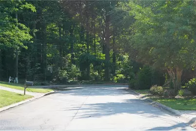 739 Slew Avenue, Lawrenceville, GA 30043 - Photo 2