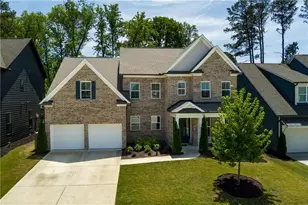 710 Bridgeview Dr, Canton, GA 30115 - Photo 2