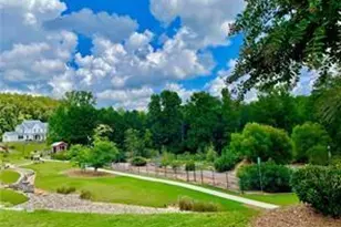 845 Green Sapling Trl, Suwanee, GA 30024 - Photo 16