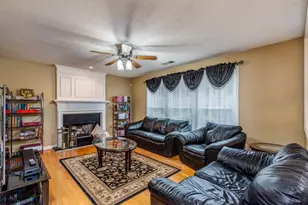660 Glenbarrett Ct NE, Marietta, GA 30066 - Photo 16