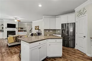 585 Country Ridge Dr, Hoschton, GA 30548 - Photo 10