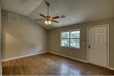 205 Lazy Hollow Ln, Covington, GA 30016 - Photo 12