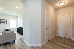 140 Andros Loop, Dalton, GA 30721 - Photo 2