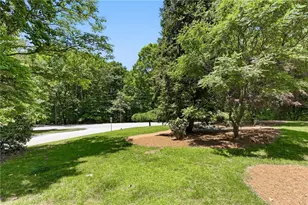 257 Club Dr, Gainesville, GA 30506 - Photo 18