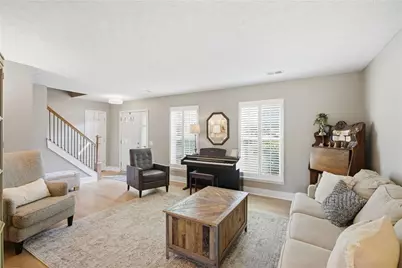 12140 Greenmont Walk, Alpharetta, GA 30009 - Photo 4