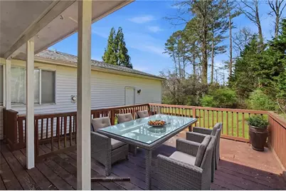 860 Regency Court, Lawrenceville, GA 30044 - Photo 8