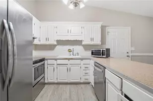 860 Regency Ct, Lawrenceville, GA 30044 - Photo 14