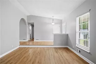 860 Regency Ct, Lawrenceville, GA 30044 - Photo 10