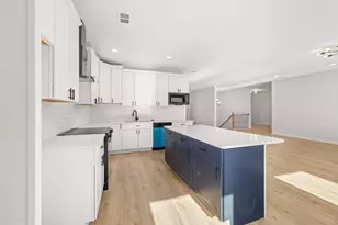 4400 Ross Estates Ct, Snellville, GA 30039 - Photo 10