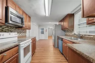 968 Abingdon Ct, Stone Mountain, GA 30083 - Photo 14