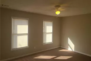 8010 Woodlake Dr, Riverdale, GA 30274 - Photo 14