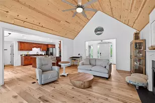 1207 Lakeland Dr, Toccoa, GA 30577 - Photo 10