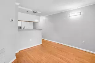 795 Hammond Dr, Atlanta, GA 30328 - Photo 16