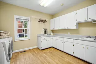 305 S Shore Dr, Newnan, GA 30263 - Photo 20