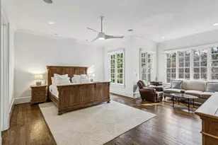305 Forrest Lake Dr, Sandy Springs, GA 30327 - Photo 18