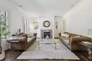 305 Forrest Lake Dr, Sandy Springs, GA 30327 - Photo 4