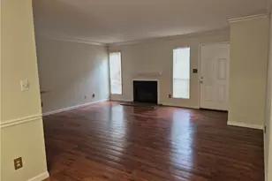 101 Sterling Ct, Alpharetta, GA 30004 - Photo 4
