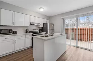 1749 Hawthorne Ave, College Park, GA 30337 - Photo 10