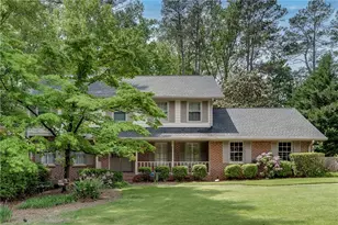 5699 Bend Creek Rd, Atlanta, GA 30338 - Photo 2