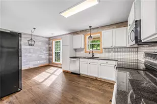 59 Shadow Hills Ln, Dawsonville, GA 30534 - Photo 6