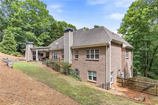 3095 Chattahoochee Trce, Gainesville, GA 30506 - Photo 8