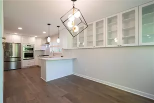 3798 Ashford Lake Ct NE, Brookhaven, GA 30319 - Photo 6