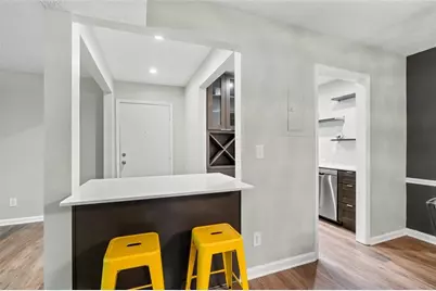 6851 Roswell Road #H18, Atlanta, GA 30328 - Photo 12