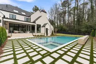 388 Londonberry Rd NW, Sandy Springs, GA 30327 - Photo 2