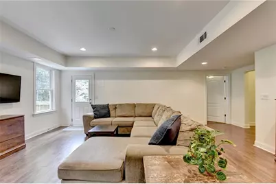 4555 E Point Drive, Cumming, GA 30041 - Photo 48